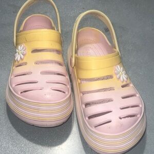 Nautica Kids Pink and Yellow Sandals with Daisy Detail